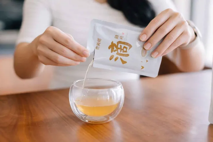 圖說:使用通過檢驗認證的食品級包裝,不產生塑化劑,只需加熱3分鐘,就能補充最完整豐富的營養。(資料來源:農純鄉)