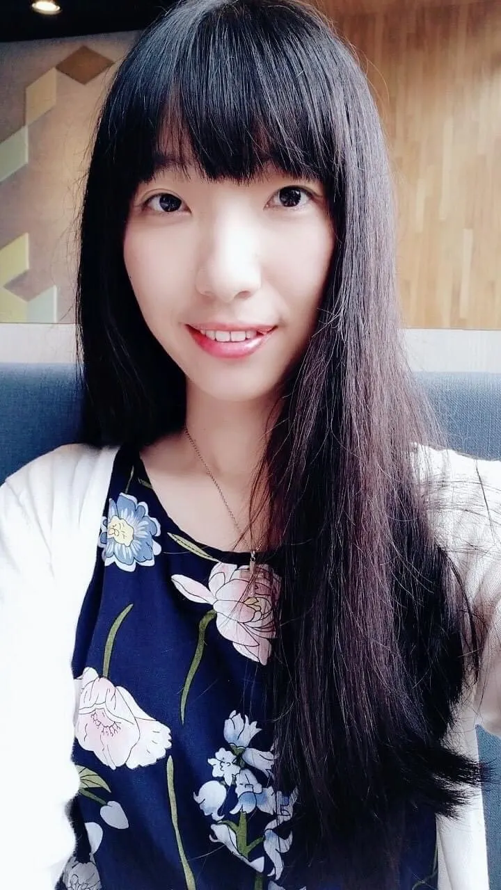 大昌證券股份有限公司桃園分

公司

營業員:蔡若昀

公司電話：03-3263689分機

866

手機：0917789752

Line ID : ggoodd99

公司地址：桃園市經國路 128

號2樓108年金管證分字第

0101號

委任期貨商：大昌期貨股份有限公司