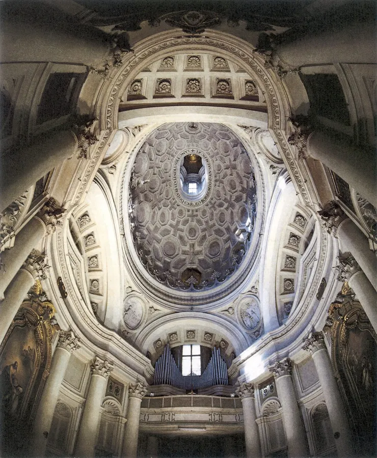 內部的幾何形穹頂