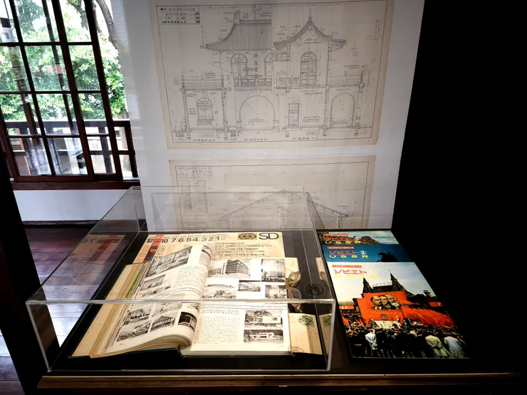 在網路尚未發達的年代，建築雜誌是了解國際流行建築思潮與作品的重要管道。