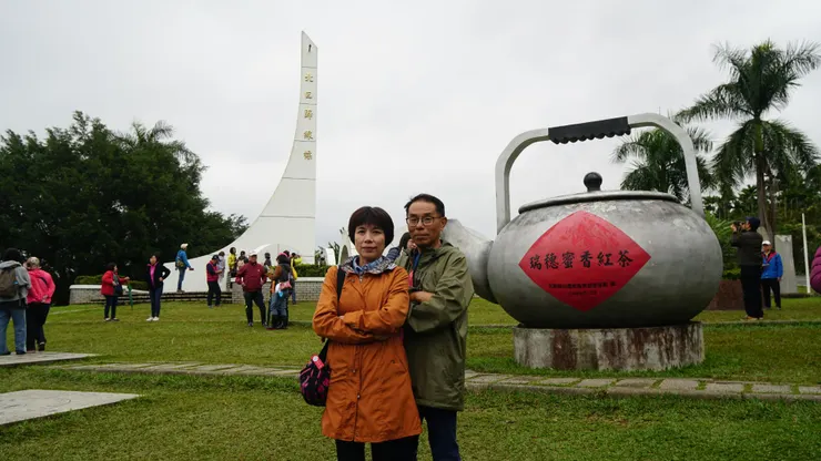 巨大茶壺造型的裝置藝術