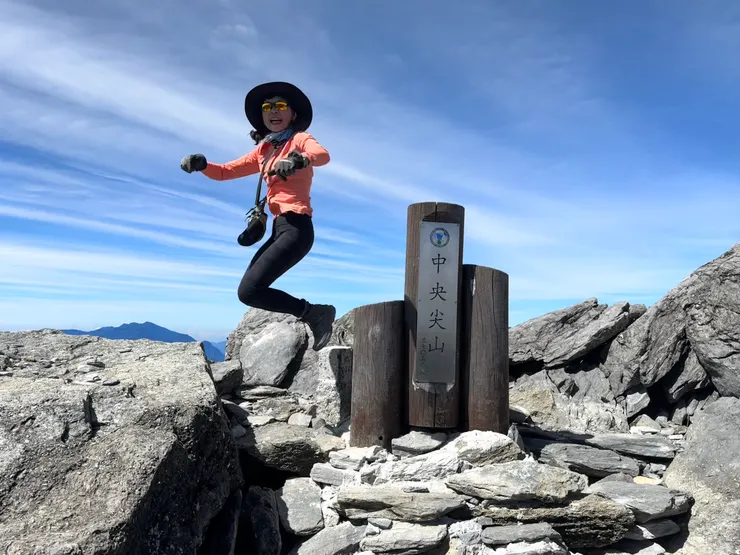 太開心了，當然是要跳一下！