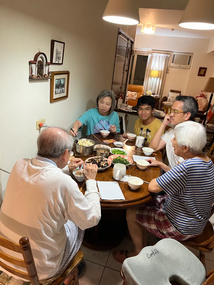 我們吃得好開心。