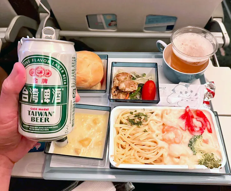 回去的班機上還是要喝吧!!!