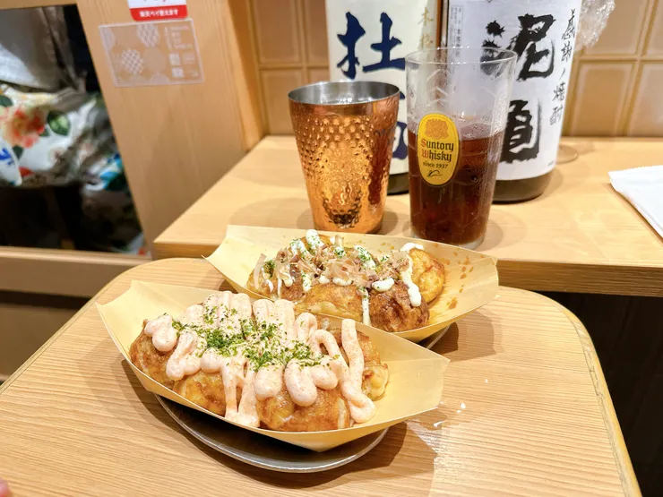 基本款的是美乃滋、柴魚片以及一點碎海苔