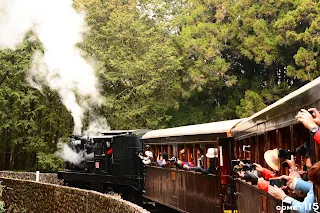 回程經過U形橋樑