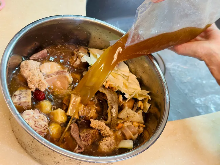 【冊子年菜推薦】年菜宅配開箱實錄｜免備料快速上桌的藏冊珍饌，讓除夕圍爐輕鬆又有面子