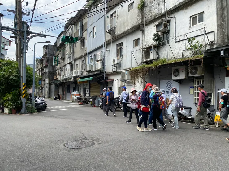 與羅斯福路平行的景隆街一巷，是昔日的瑠公圳