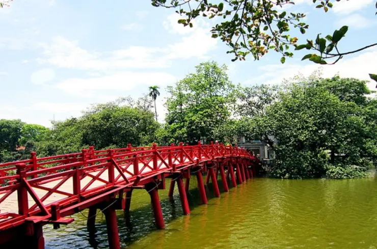 還劍湖