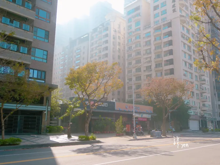 馬卡道路沿線都是新興的高樓大廈