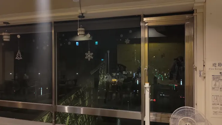 那天其實先在交誼廳用學生會的事情到1點