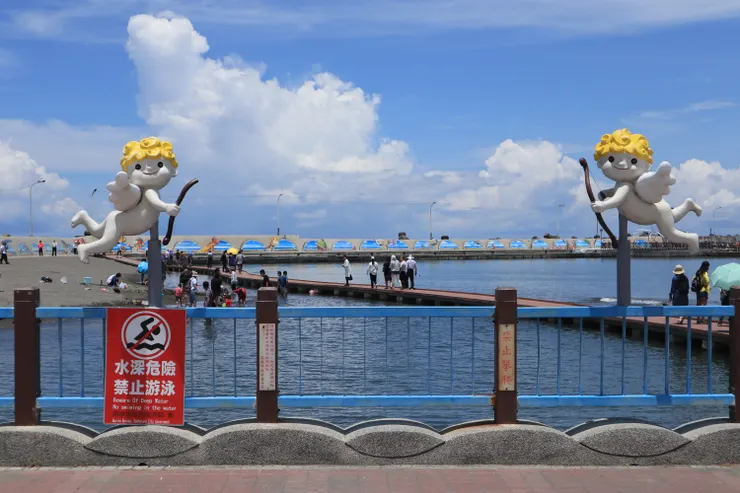 守護海岸光廊的邱比特