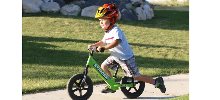 基礎滑步車滑行