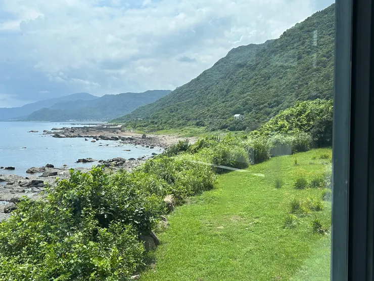 咖啡廳 外，寬闊的景色