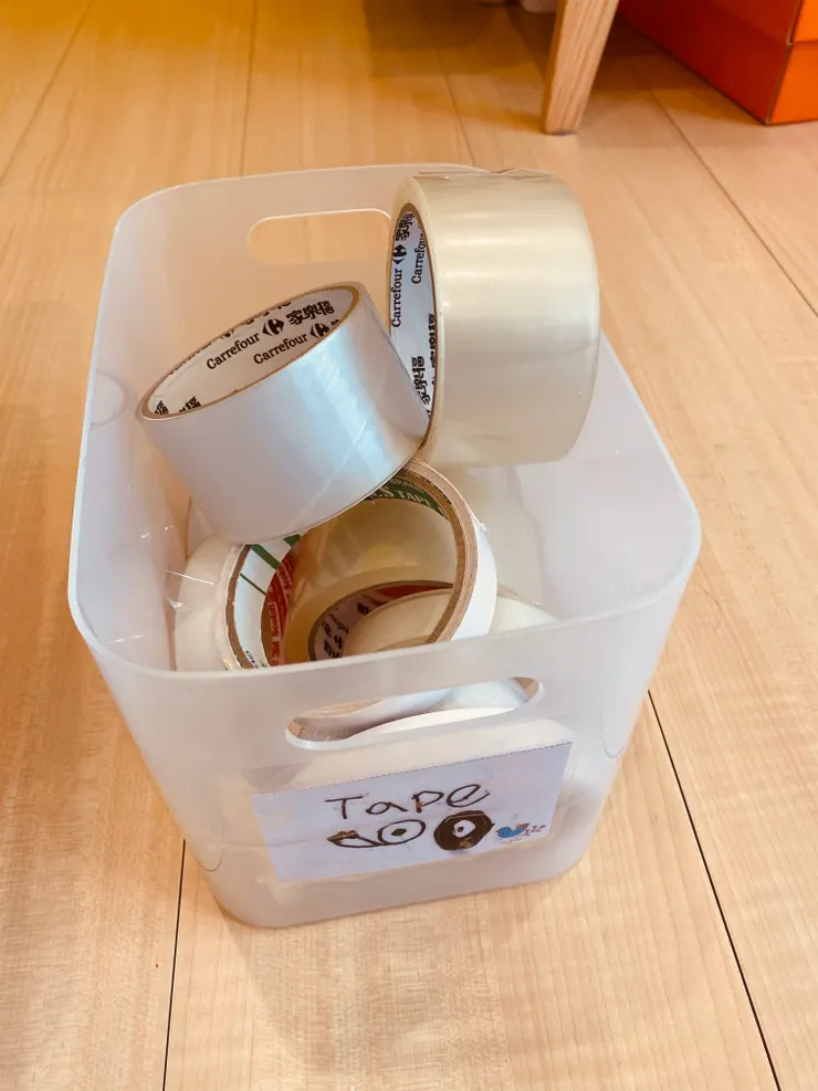 各式膠帶類（雙面膠/紙膠/粗細膠帶）