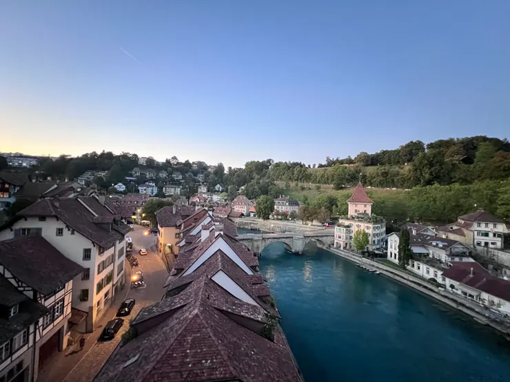 今天只是預習一下而已，明天我們再見