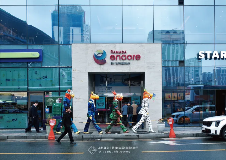 觀光巴士等候亭對面的景色～