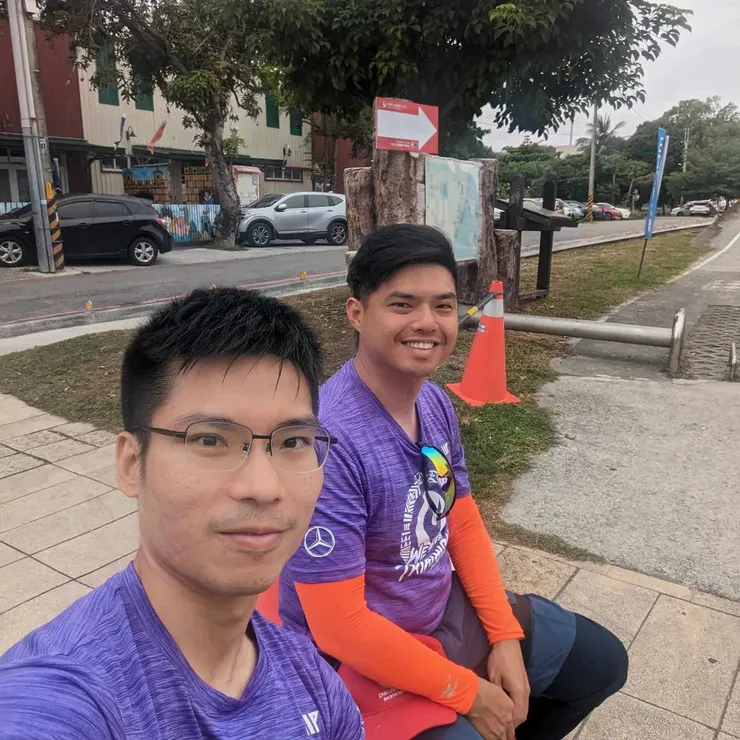 賽道引導，鐵花村選手入口轉角