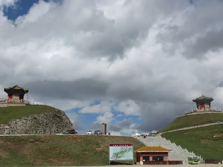 日月山，當日好像是休整。