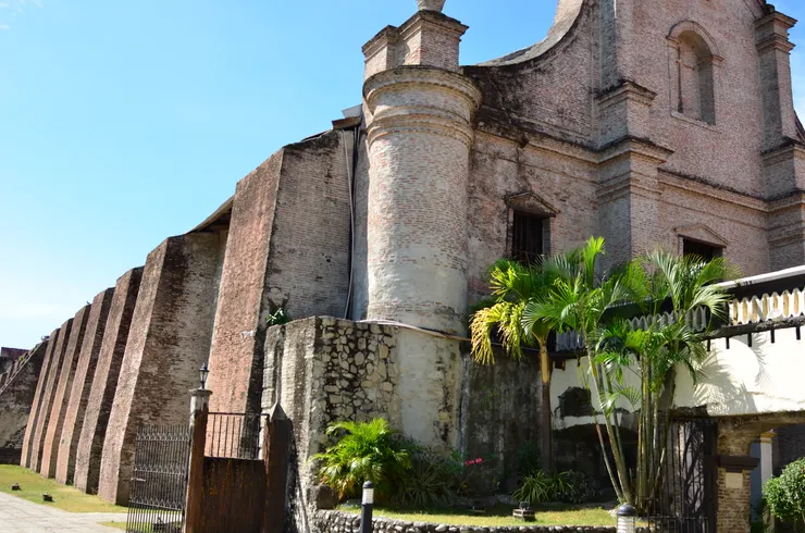 菲律賓特有的教堂扶壁