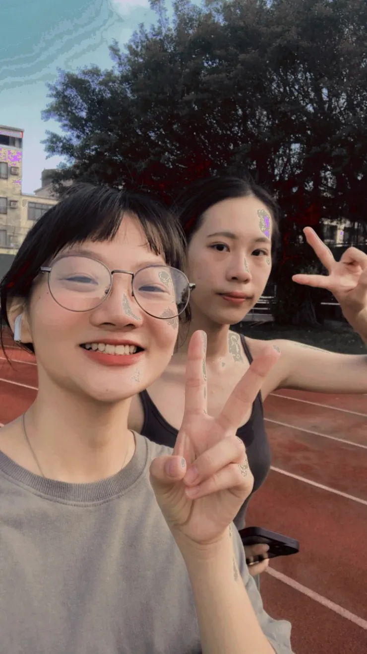 晨跑，香香特地打視訊電話來確認有離開床，並且看我刷牙洗臉。