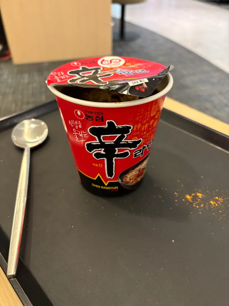 太讚了。。。吃了這碗筆者決定一生愛大韓