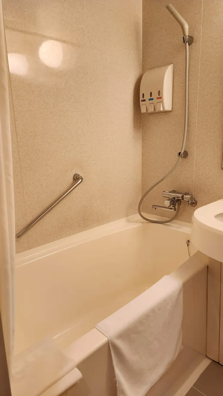 常見的商務旅店深浴缸