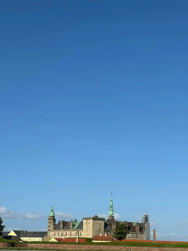 遠眺克倫堡城堡