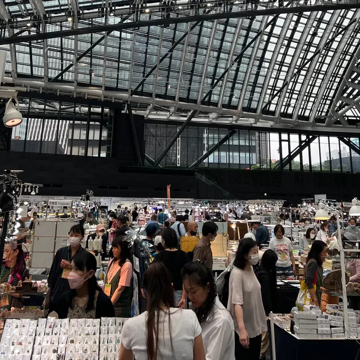 新宿礦物展每年都吸引眾多人潮前往參觀