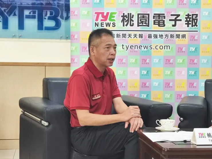 龔永信提到桃園消防局救護量非常大，民間也很踴躍捐贈救護車。圖：陳毅攝