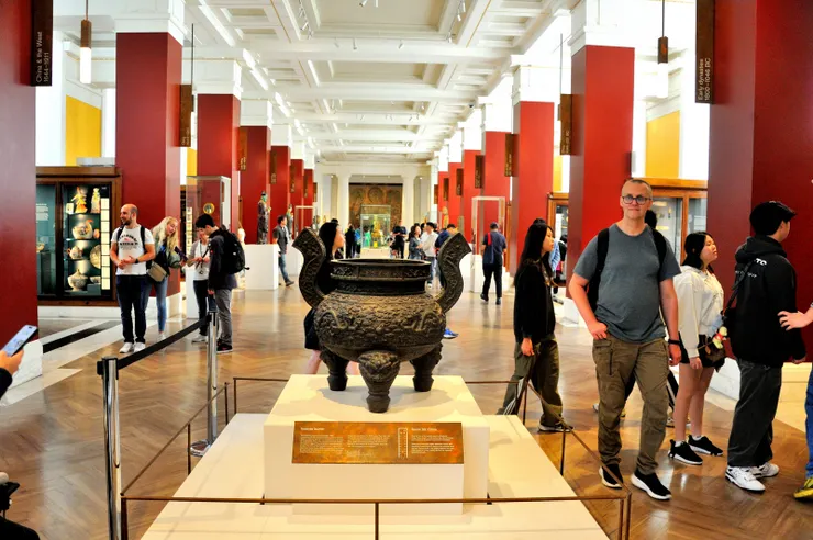 【如今萬民來朝聖惟聚焦文明之美！中國與南亞展室，清朝香爐。】