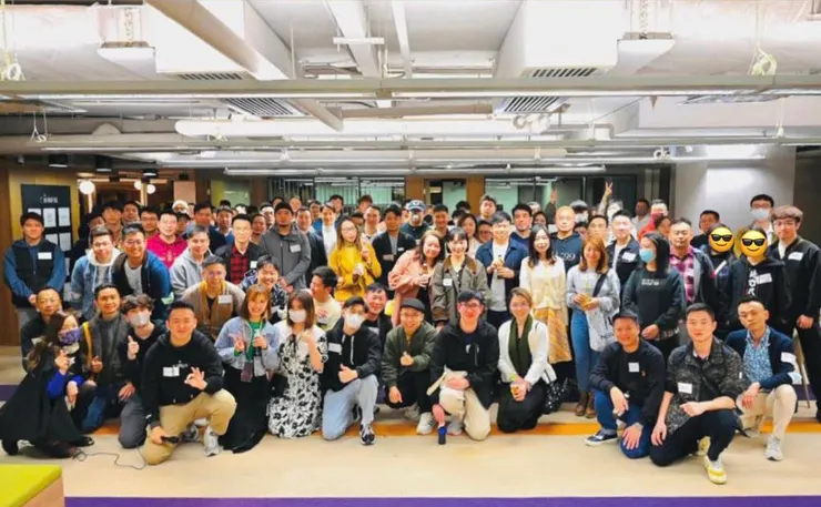 852Web3第三次線下聚會逾百人參加。（圖片經過濾鏡模糊以保護各參加人仕的私隱。）