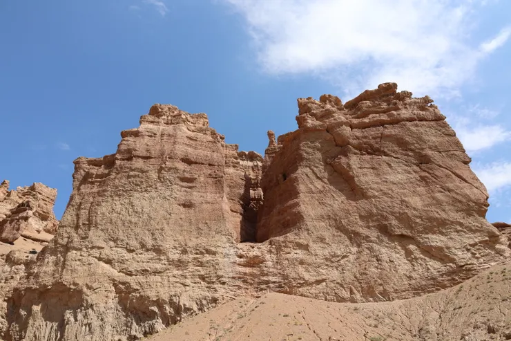 岩石形似城堡，因此也被稱為城堡谷