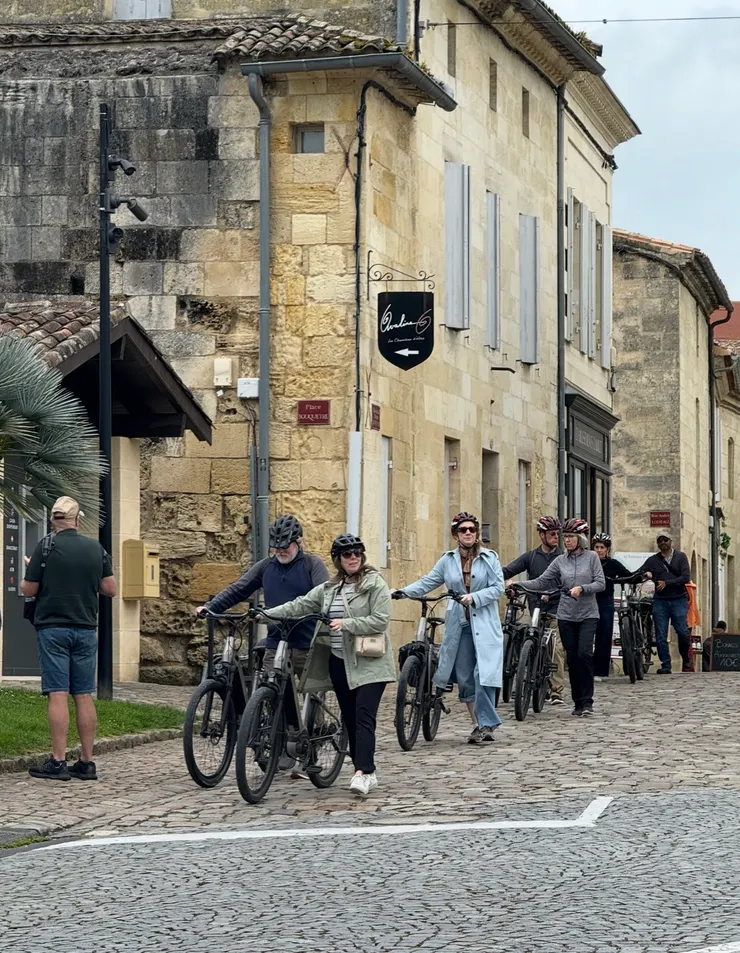 遇到一群騎車的車友
