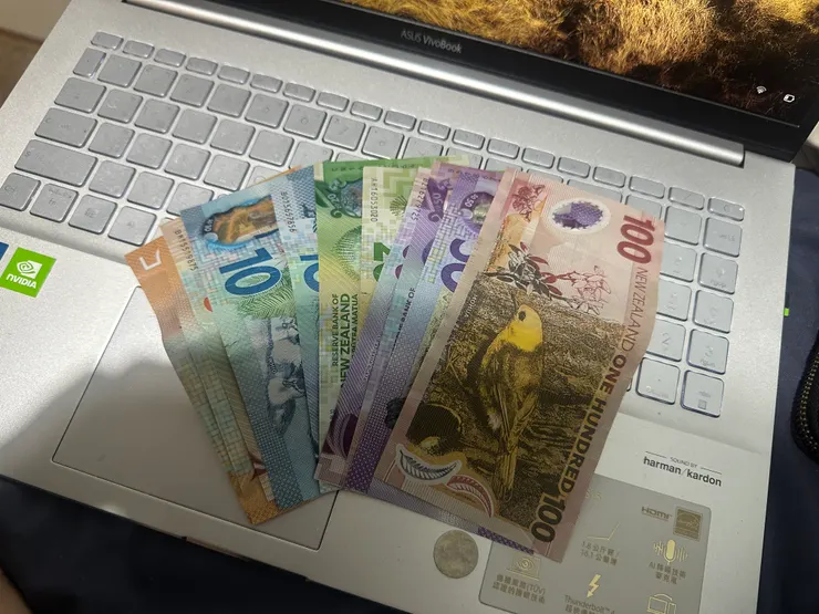 辭掉一些遠端工作後獲得Host給的一點薪水