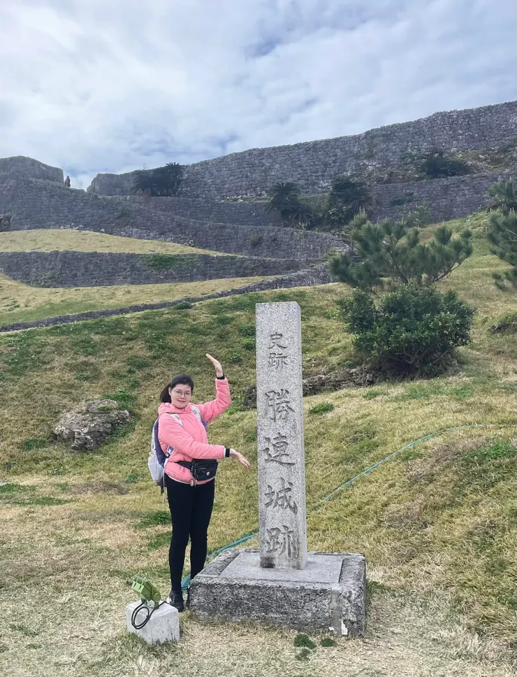 阿麻和利是琉球歷史上具有雙面性的爭議人物:在麻和利是琉球歷史上具有雙面性的爭議人物:在琉球官方歷史上，他是陷害忠臣的小人，但在他所治理的勝連地區，卻是如同民族英雄一般的存在。圖為阿麻和利的居城--勝連城。