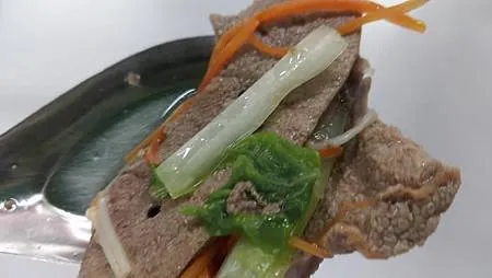 [台北美食]城南地區福井麵疙瘩，人氣夯、經常座無虛席，拼圖牆