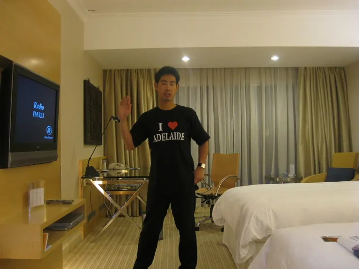 這是2010年的新加坡烏節路希爾頓飯店!這間飯店現在已經變成洲際酒店旗下的VOVO飯店了!