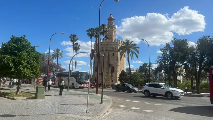 海事博物館位於黃金塔的頂樓需要購票