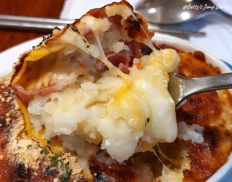 ▲龍潭「甜蜜時光」/ 圖片來源：Betty's Jump Diary