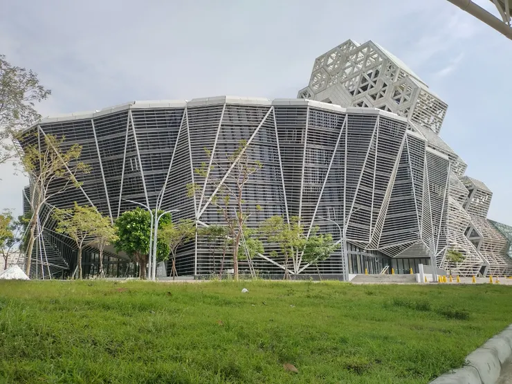 海音館 + 音浪塔