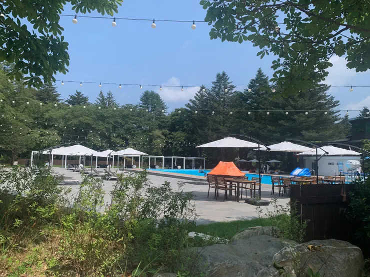 住宿才能使用的游泳池