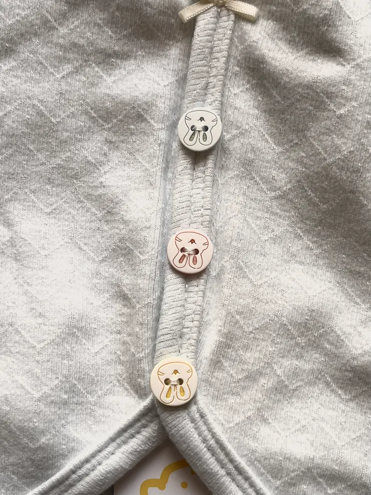 蝴蝶結和兔子小釦釦,這種組合到底誰能抵擋得住?