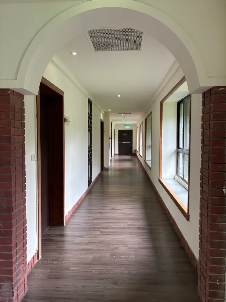 客房外中式走廊