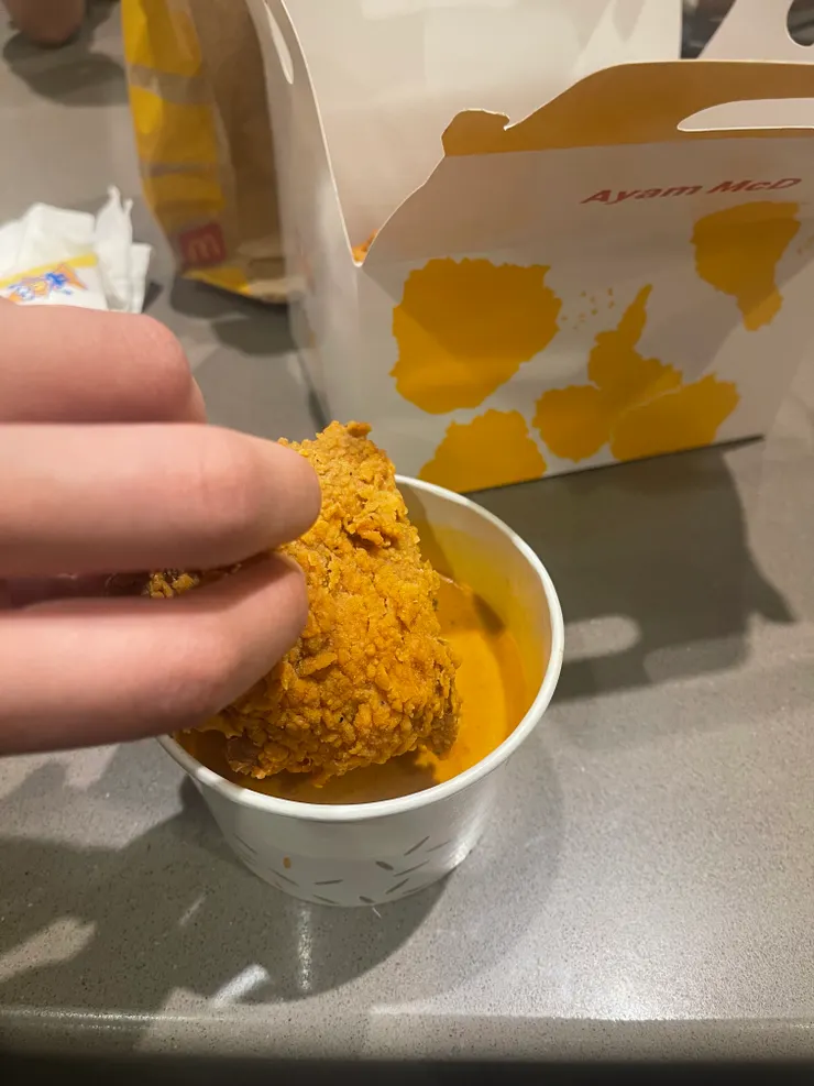 麥當勞賣的咖哩炸雞好吃