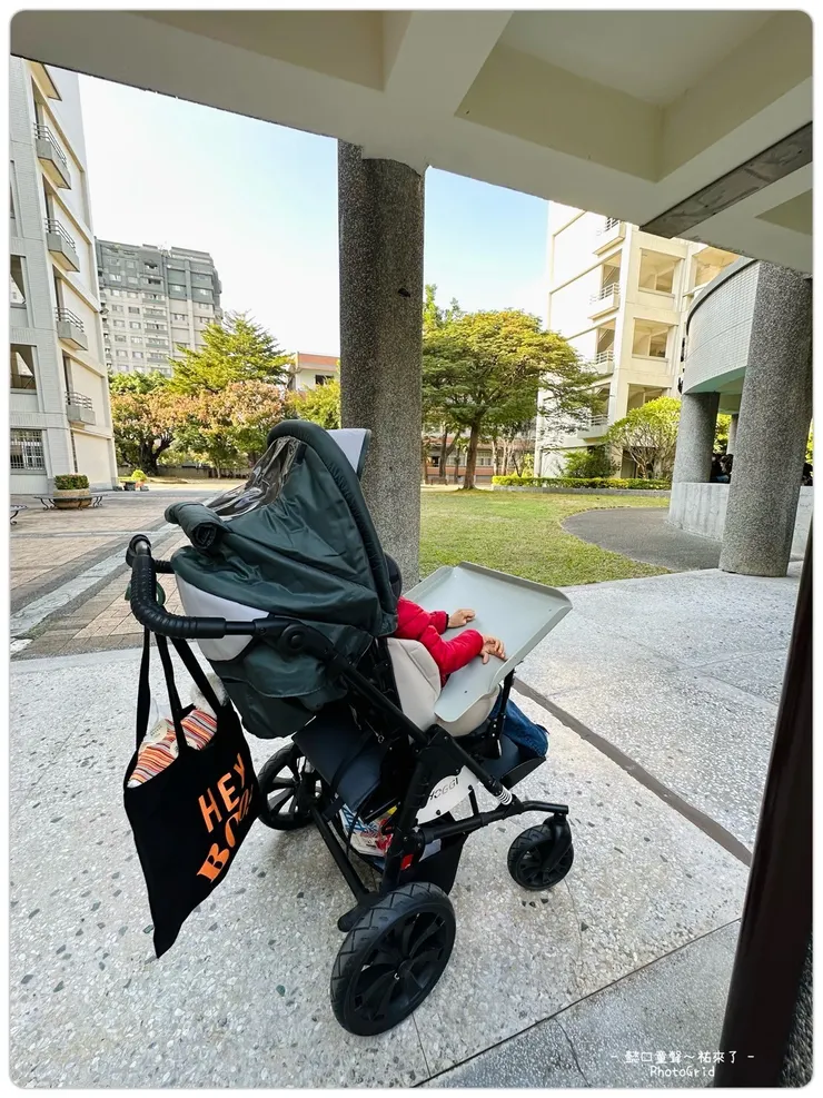 這間學校的集中式特教班不僅在暗黑的角落,甚至沒有任何公肢障孩子更換尿布的空間。特教組長說他們沒收過這樣的特教生。