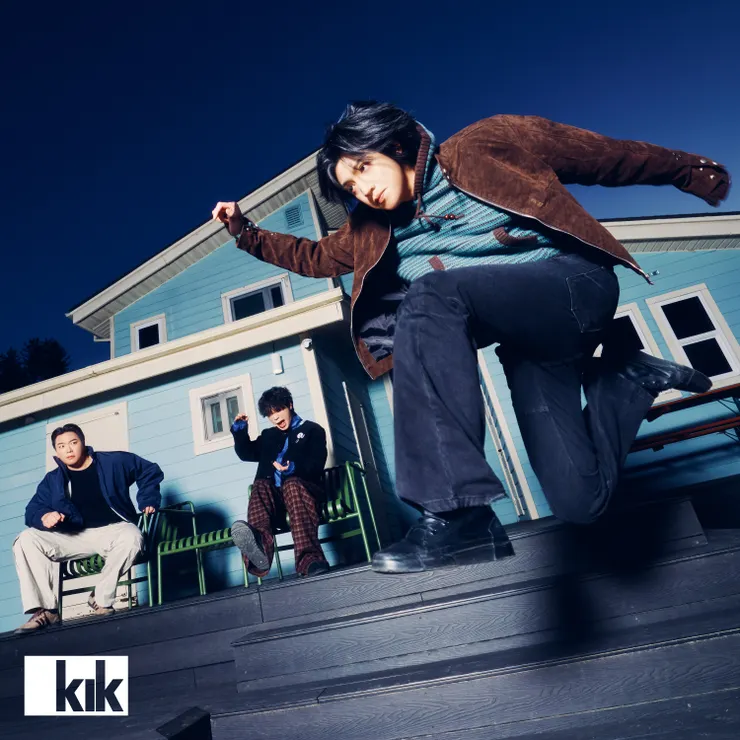 KIK 第二張 EP《LOW KIK》專輯封面。