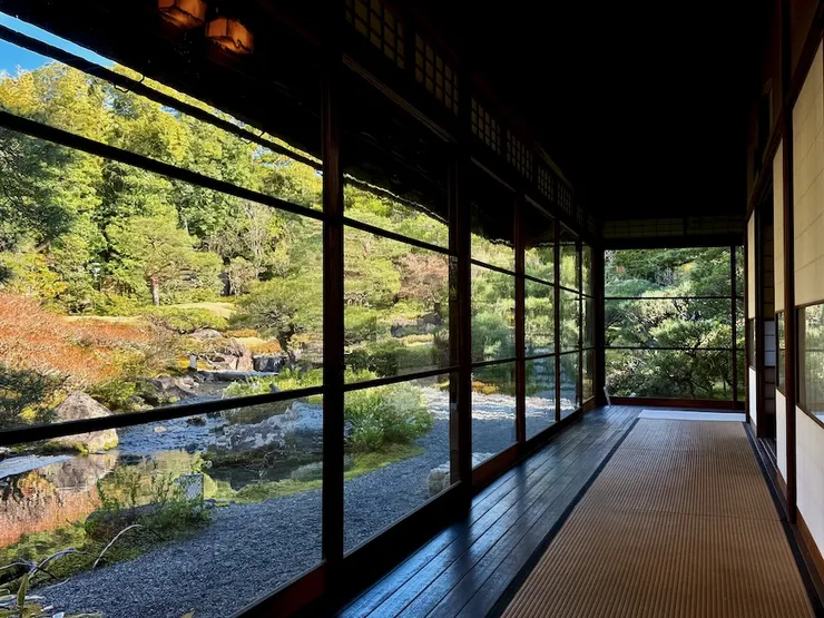 為什麼要求生極樂世界？因為如沒有求生西方極樂，我們凡夫永遠都在六道生死輪迴，出不去。