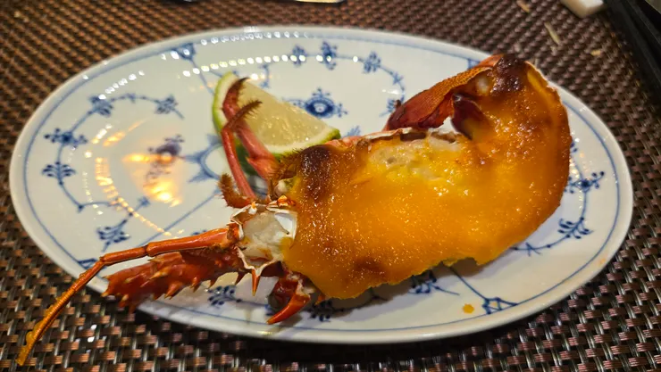 招牌菜海膽醬龍蝦