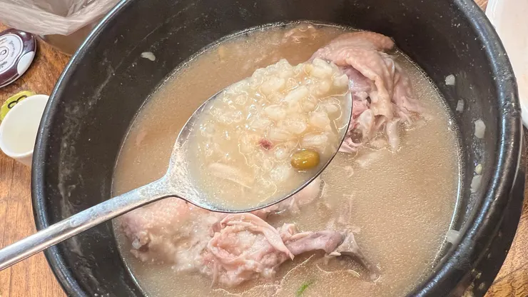 看見綠豆，可能還有其他食材被我吃掉了沒拍照。